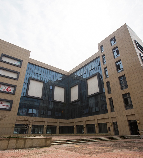 民豐·世紀(jì)廣場幕墻工程